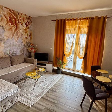 Apartmani Jovan Улцинь Екстер'єр фото