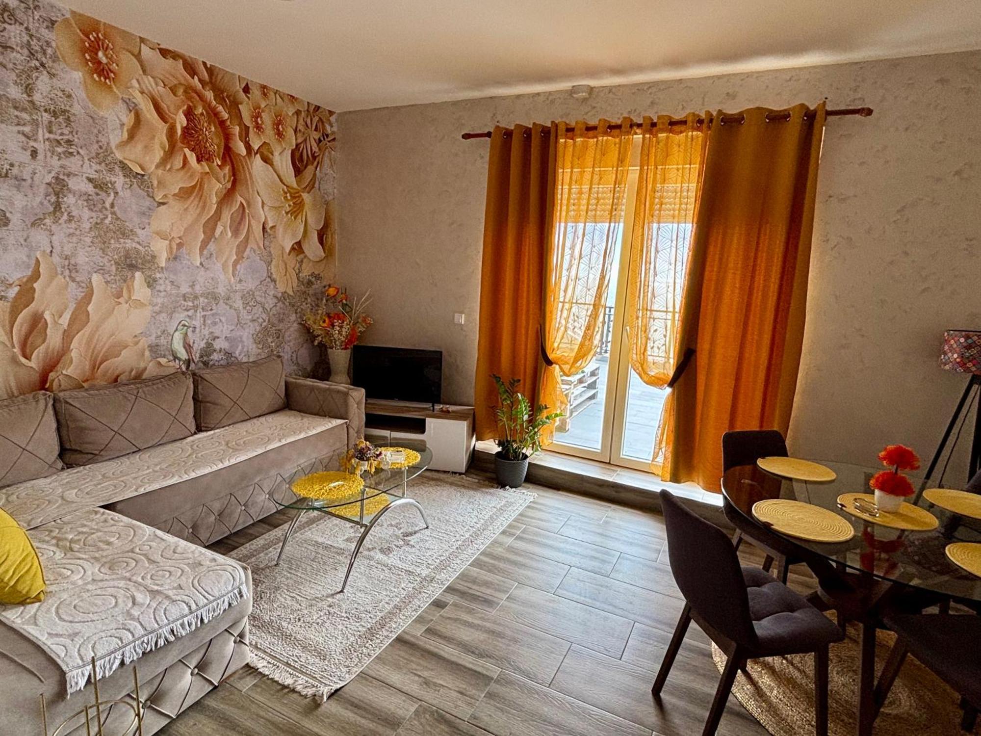 Apartmani Jovan Улцинь Екстер'єр фото